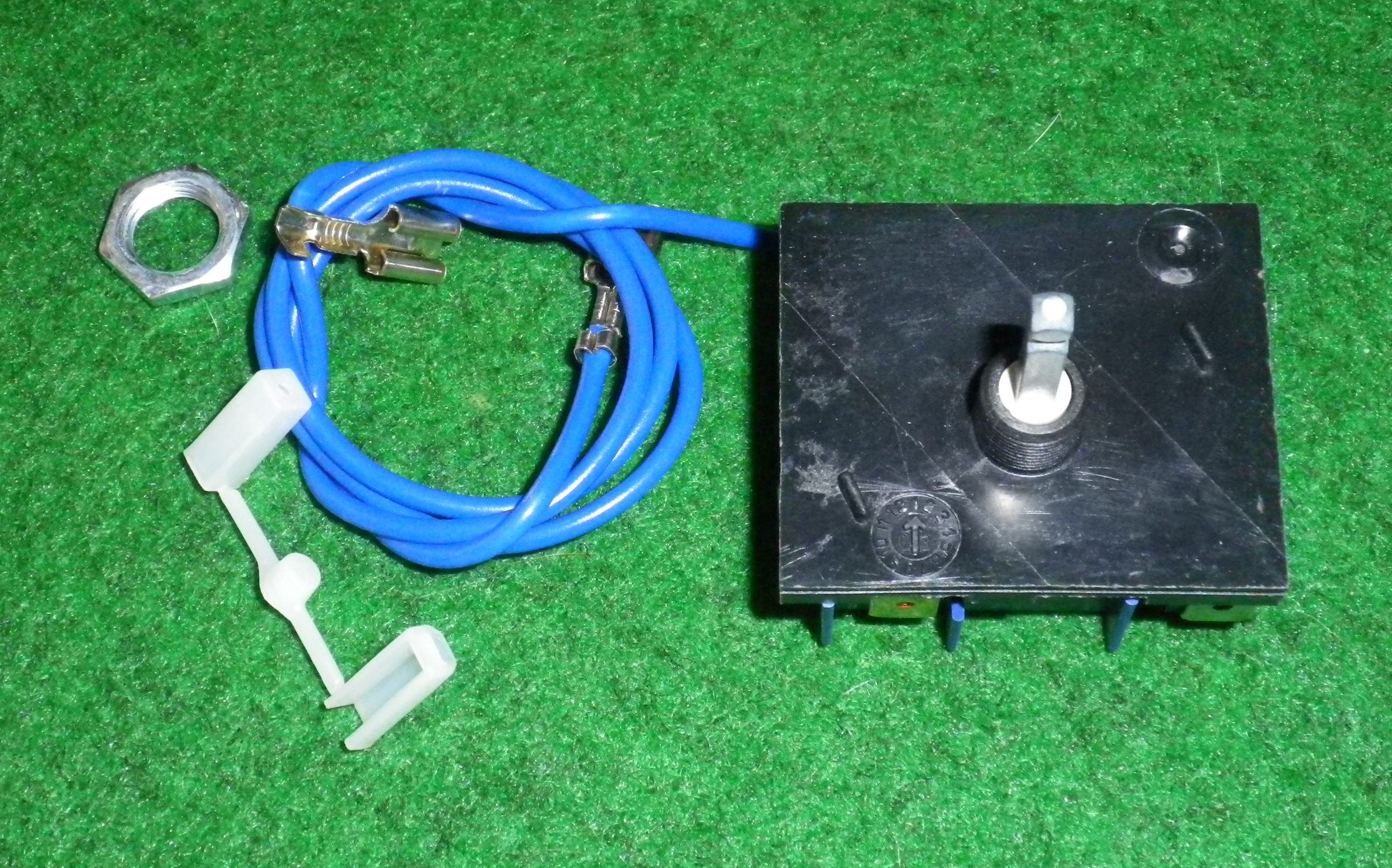 Fisher & Paykel Universal Simmerstat Control - FP471526P, M3 - 158K for Stoves