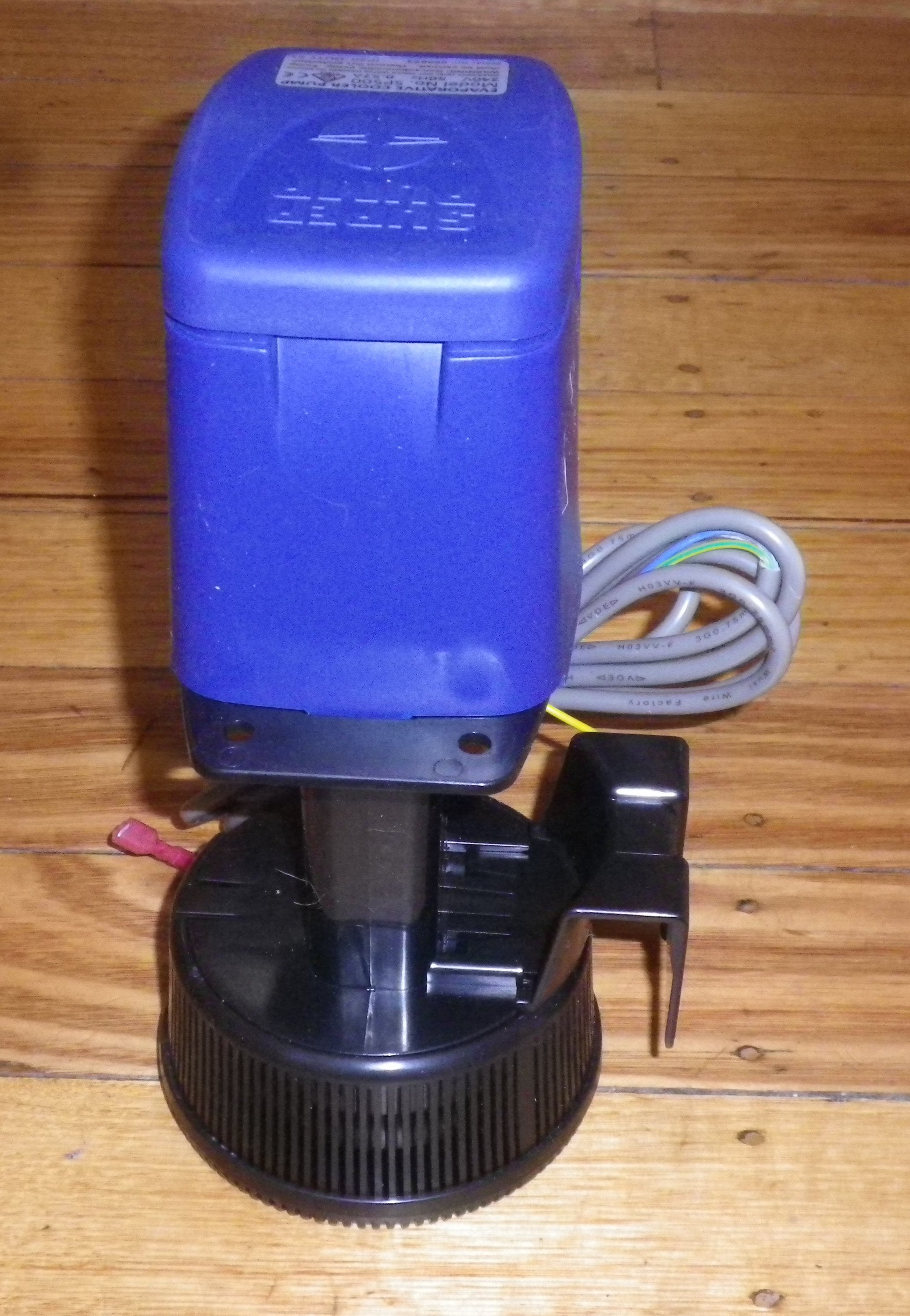 Universal SuperPump for Evaporative Coolers - High - Capacity Water Pump with 50 Litres per Minute Flow, Part # SP500