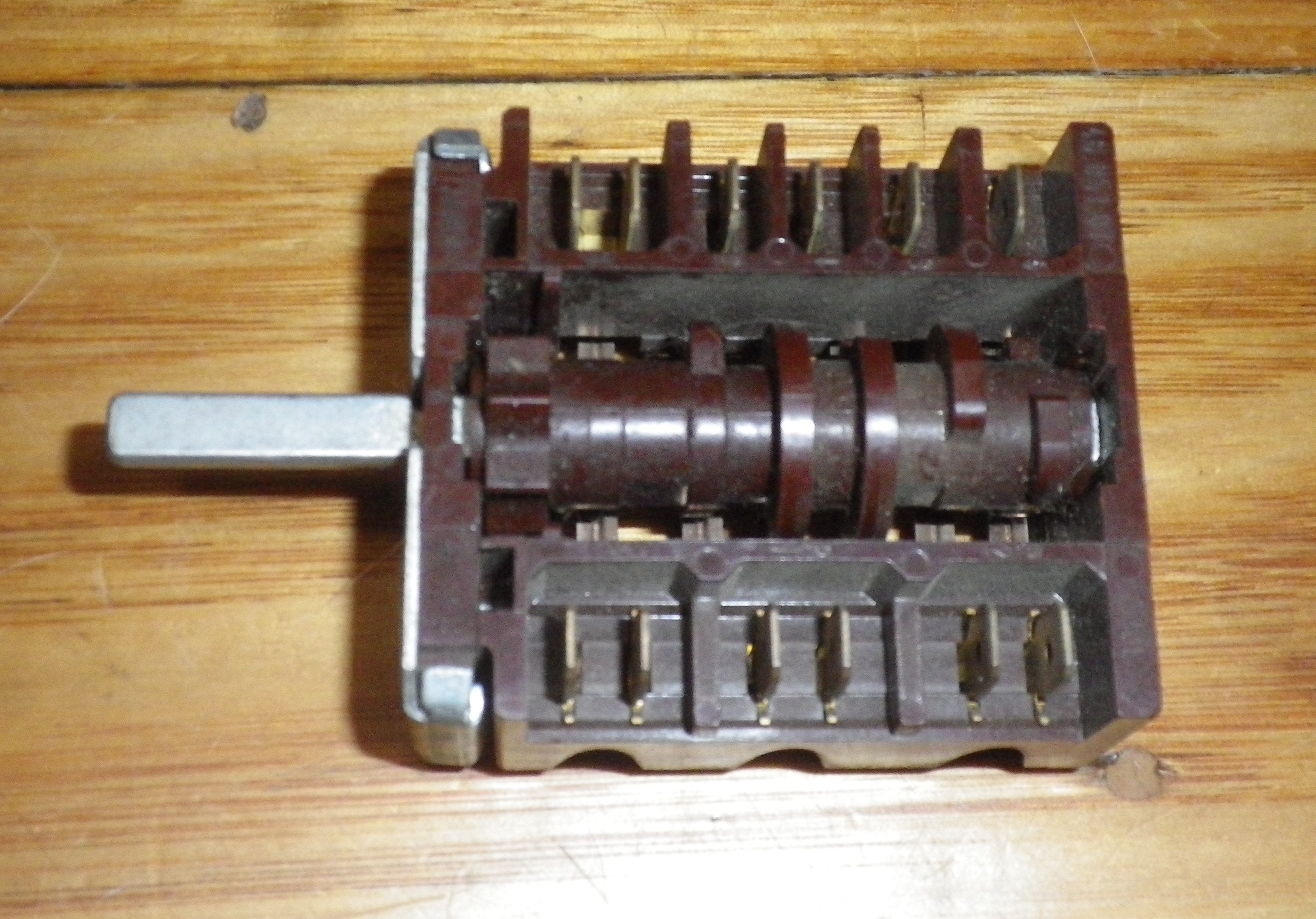 7 Position Control Switch for Ceramic Hotplates - Ego Replacement Part # 46.27262.50