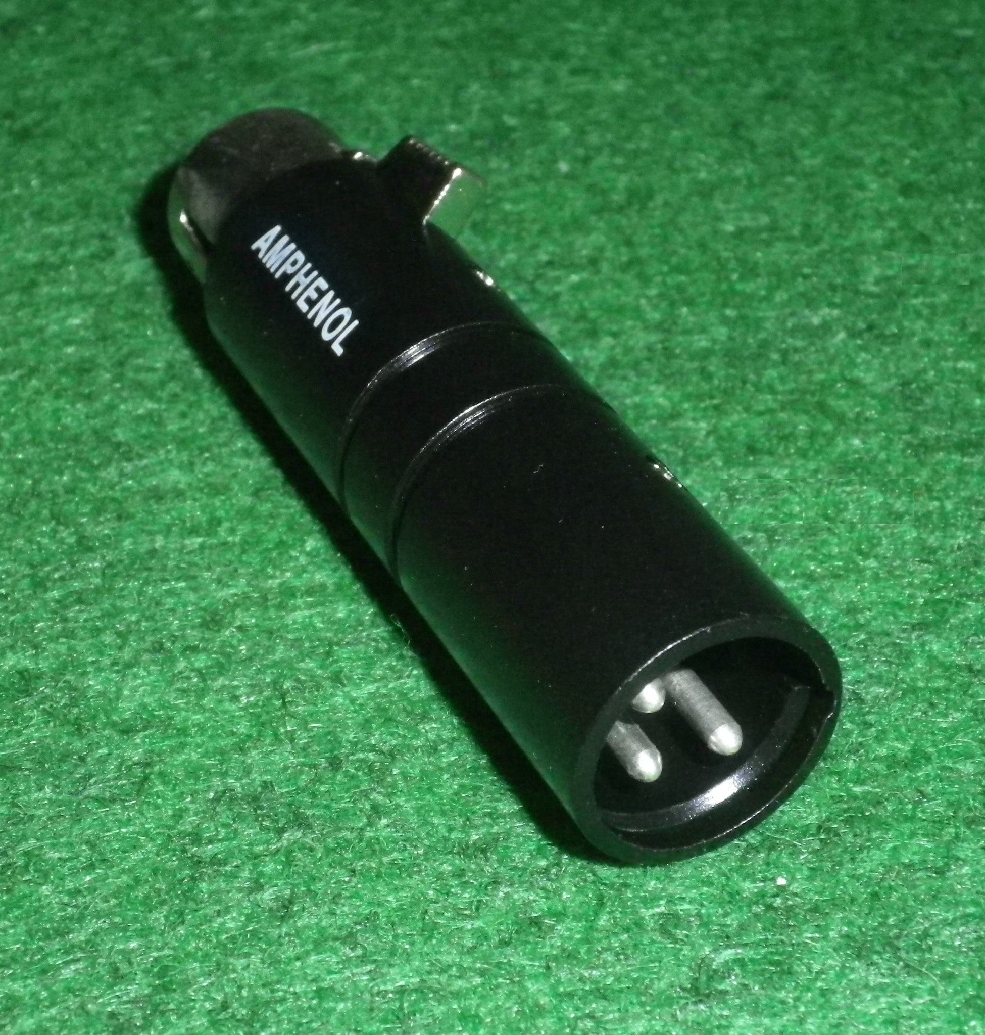 Amphenol High - Quality 3 - Pin Male to Female XLR Audio Adaptor, Part Number AC3F3MBW