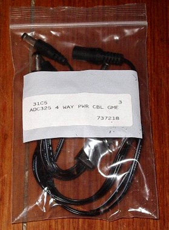 2.5mm DC Socket to 4 X 2.5mm DC Plug Splitter Lead - Part # ADC325