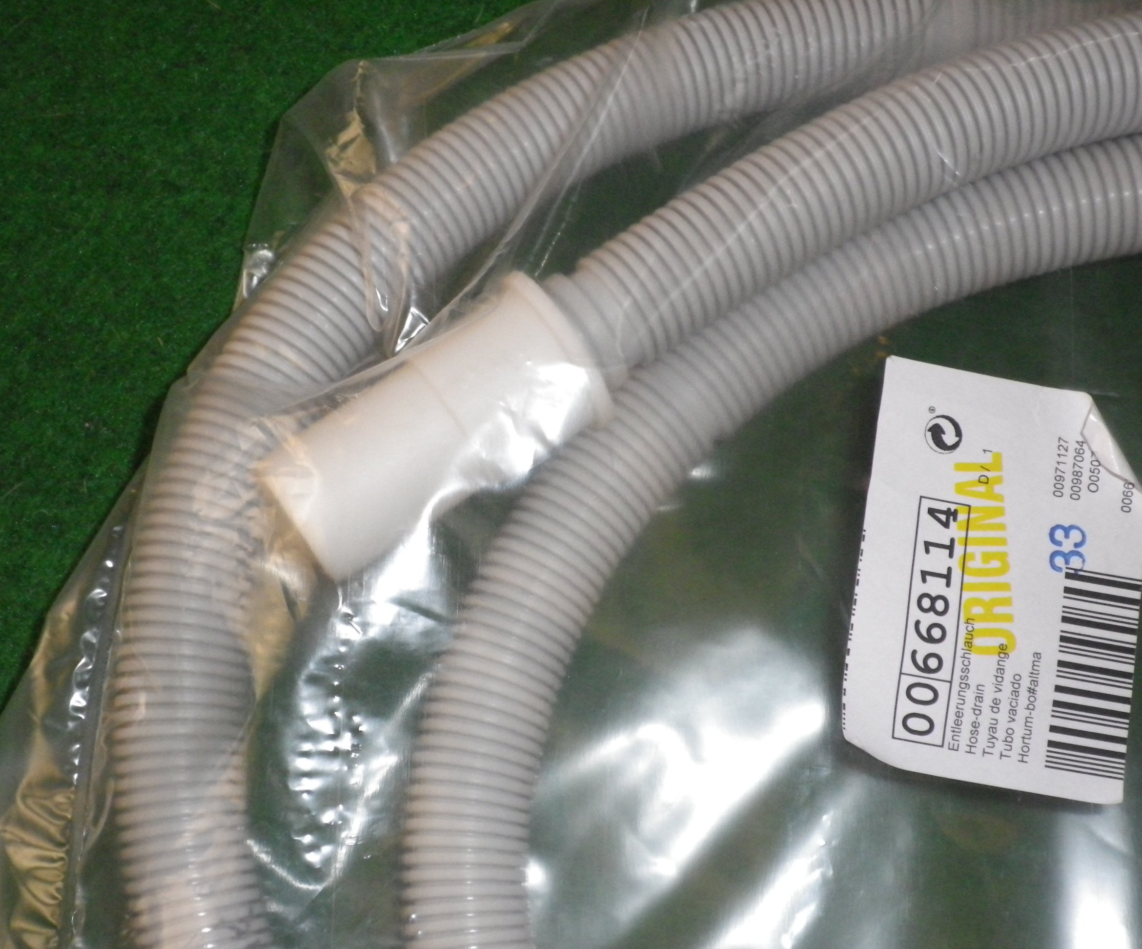 Bosch SMI, SMS50, SMS63 Series Long Dishwasher Drain Hose - Part # 668114