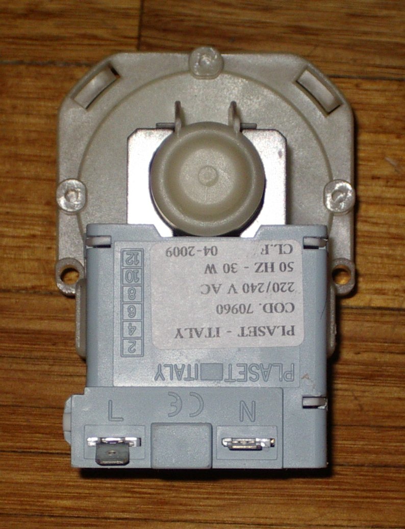 Universal Magnetic Style Electric Pump Motor Body - Part Number UNI204A for Washing Machines