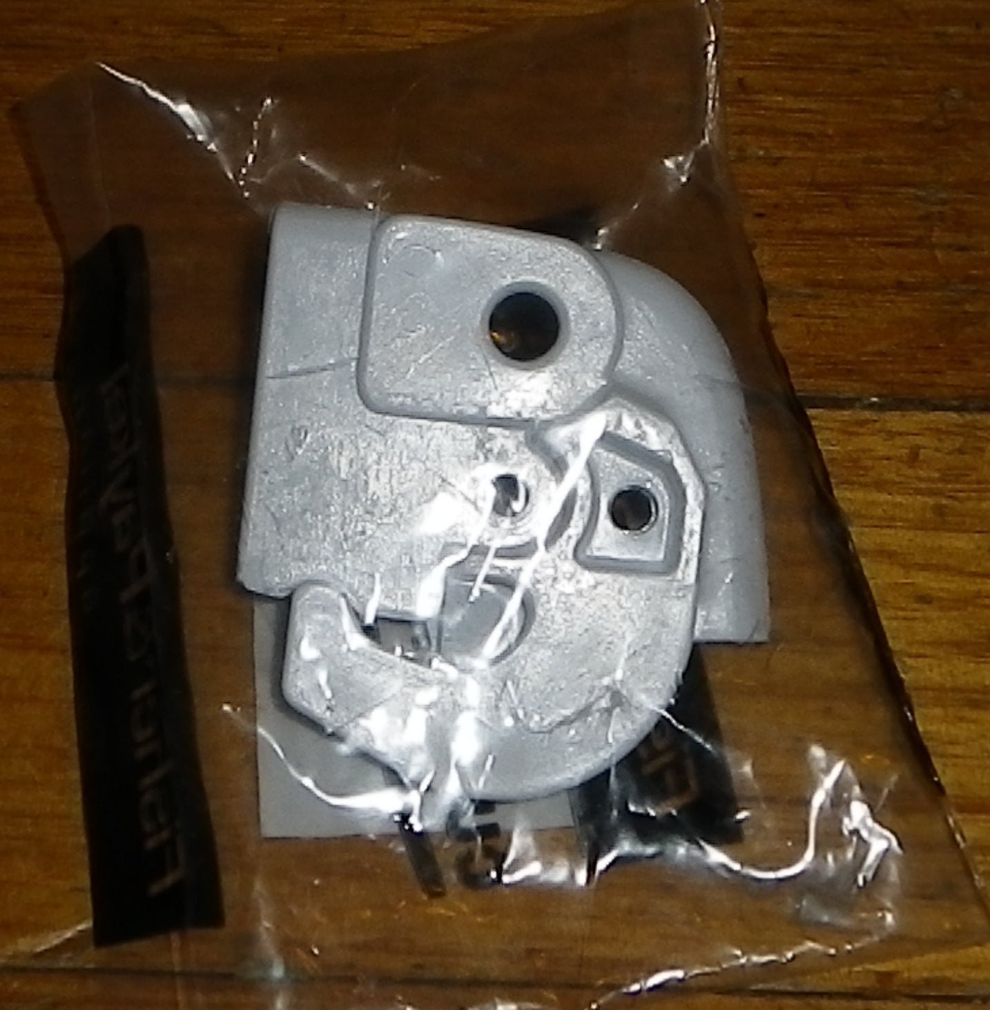 Fisher & Paykel Early White Left-Handed Door Closing Hook Stop for Refrigerators - Part Number FP842242