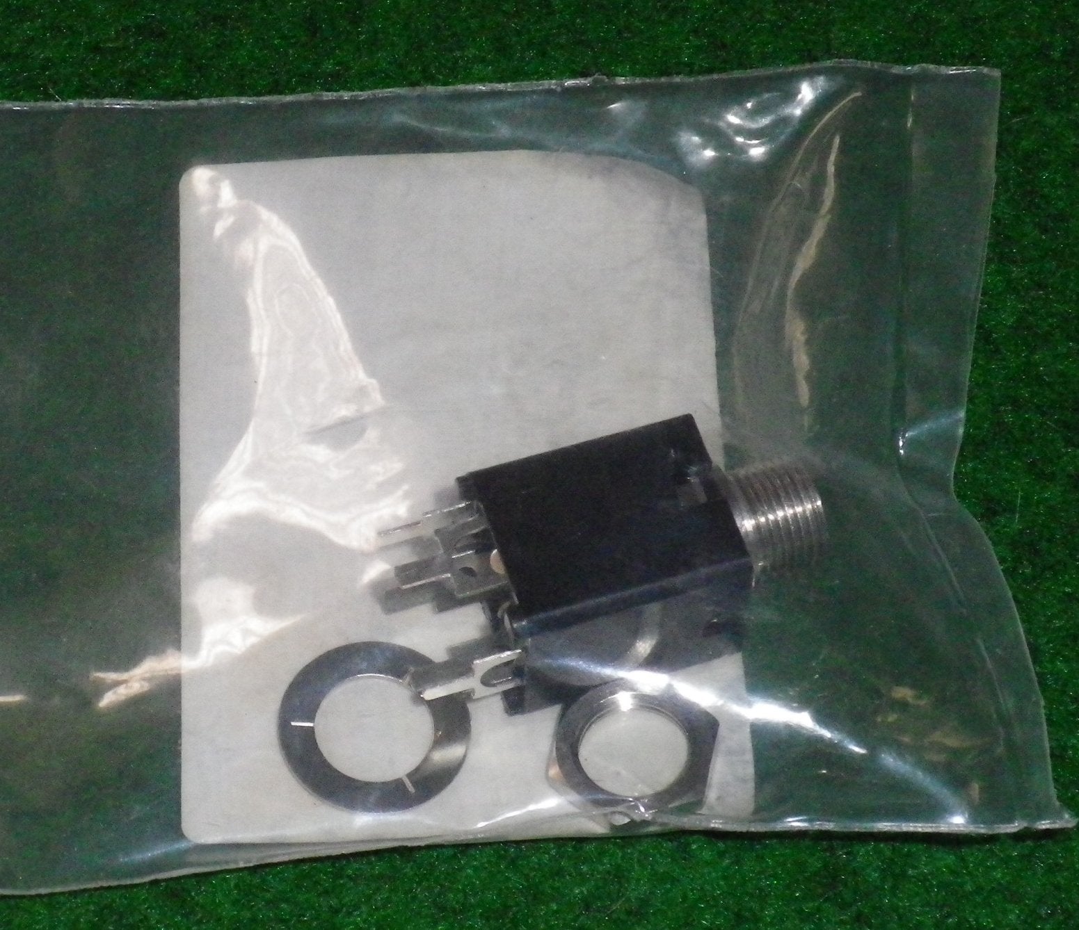 High - Quality Switchcraft 6.3mm Stereo Normally Closed Switched Phone Socket for PCB Mounting - Part # 114BPCX