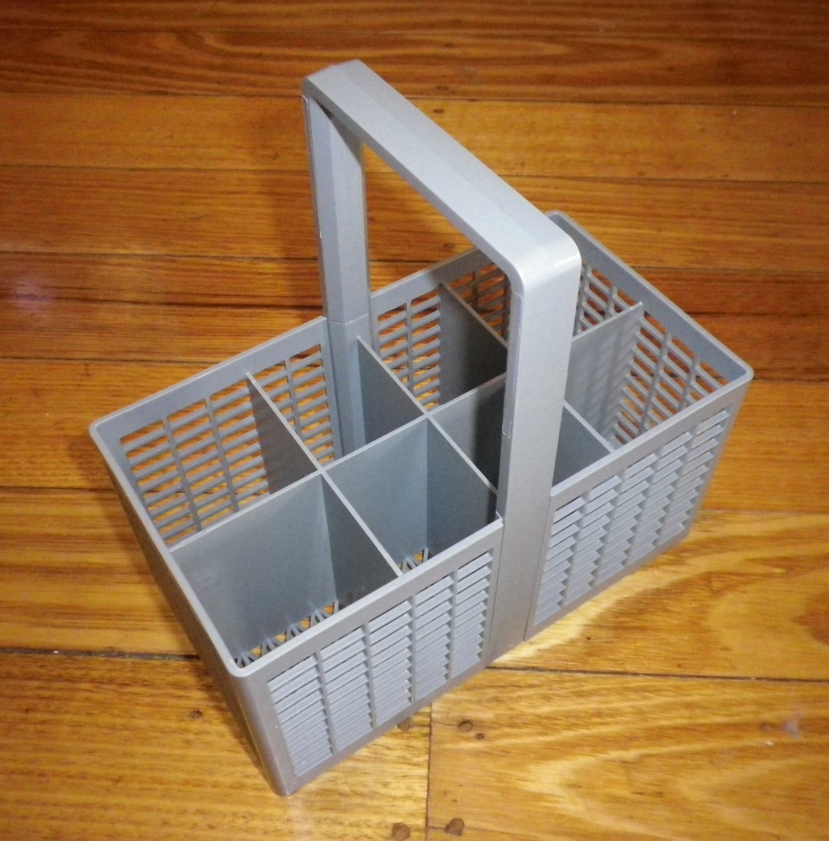 Fisher & Paykel DWFC Series Dishwasher Cutlery Basket Replacement Part - Part Number H0120802868B
