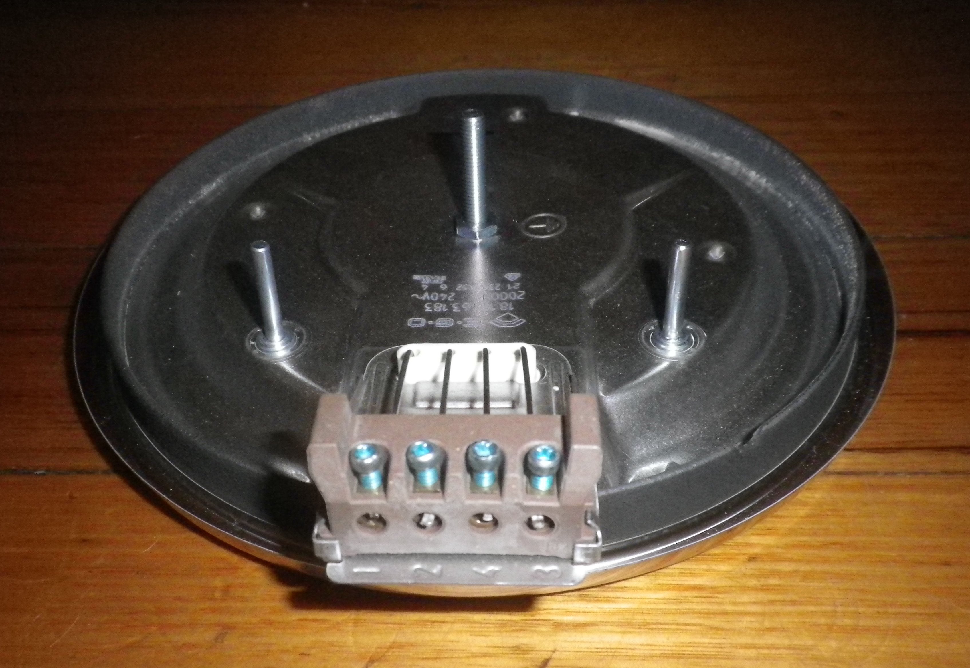 Westinghouse 200mm 2000W High - Profile Solid Wire - in Chef Hotplate - Part # 0122004248