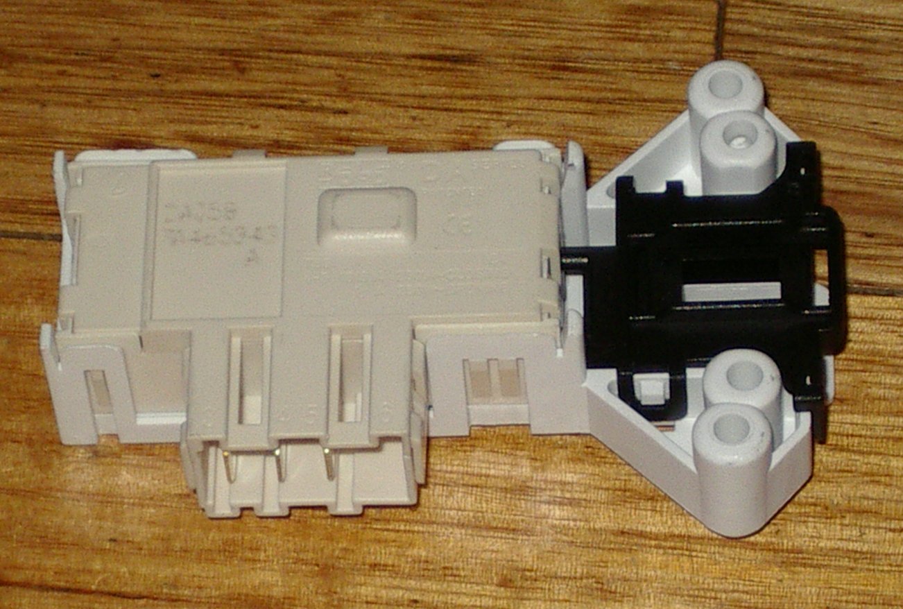 Rold DA058 Front Loading Washing Machine Door Interlock Switch - Replacement Part # UNI103 for European Appliances