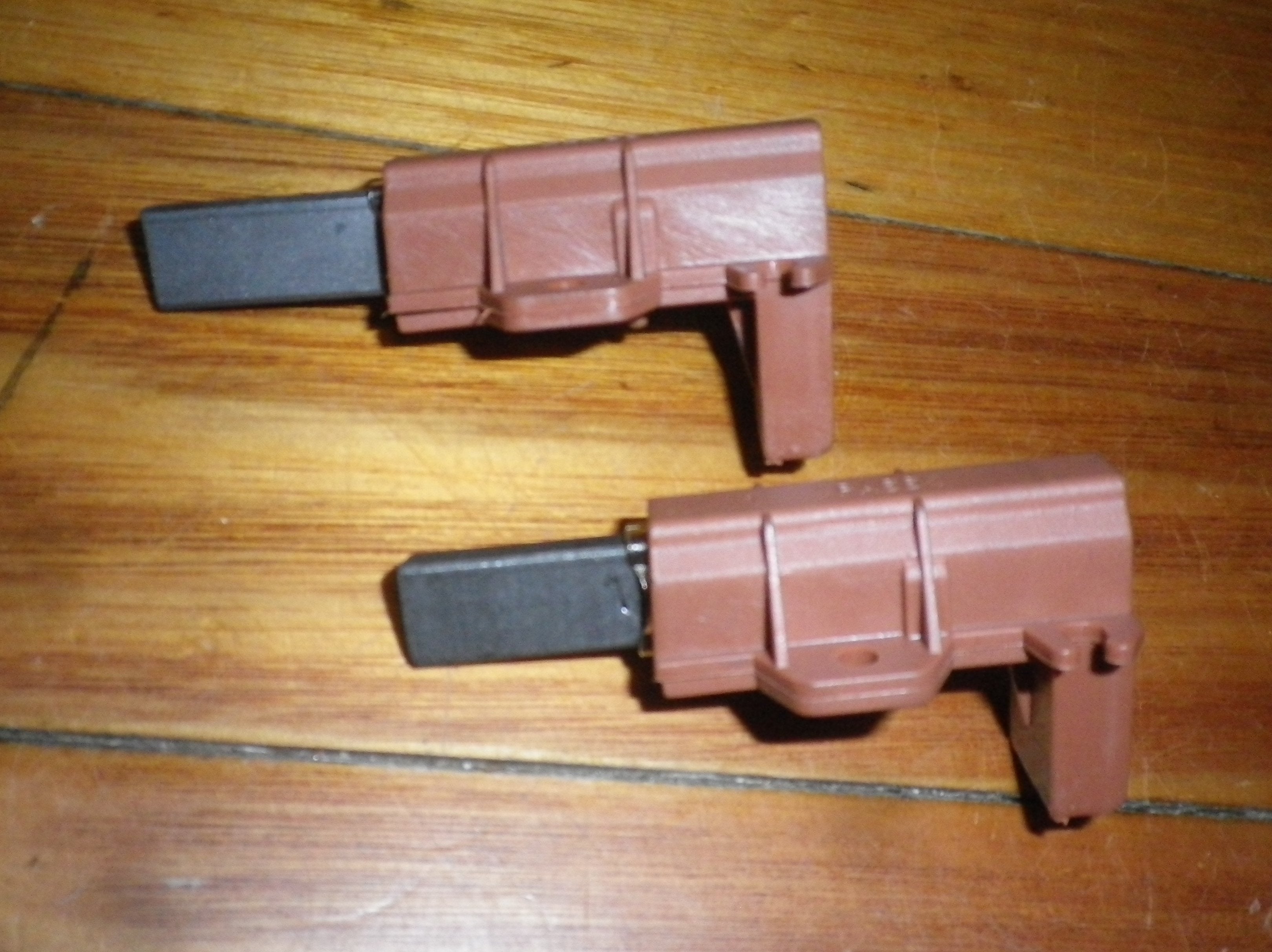 High - Quality Carbon Motor Brushes (Part # BT106) for Ariston, Indesit, Samsung Front Loaders