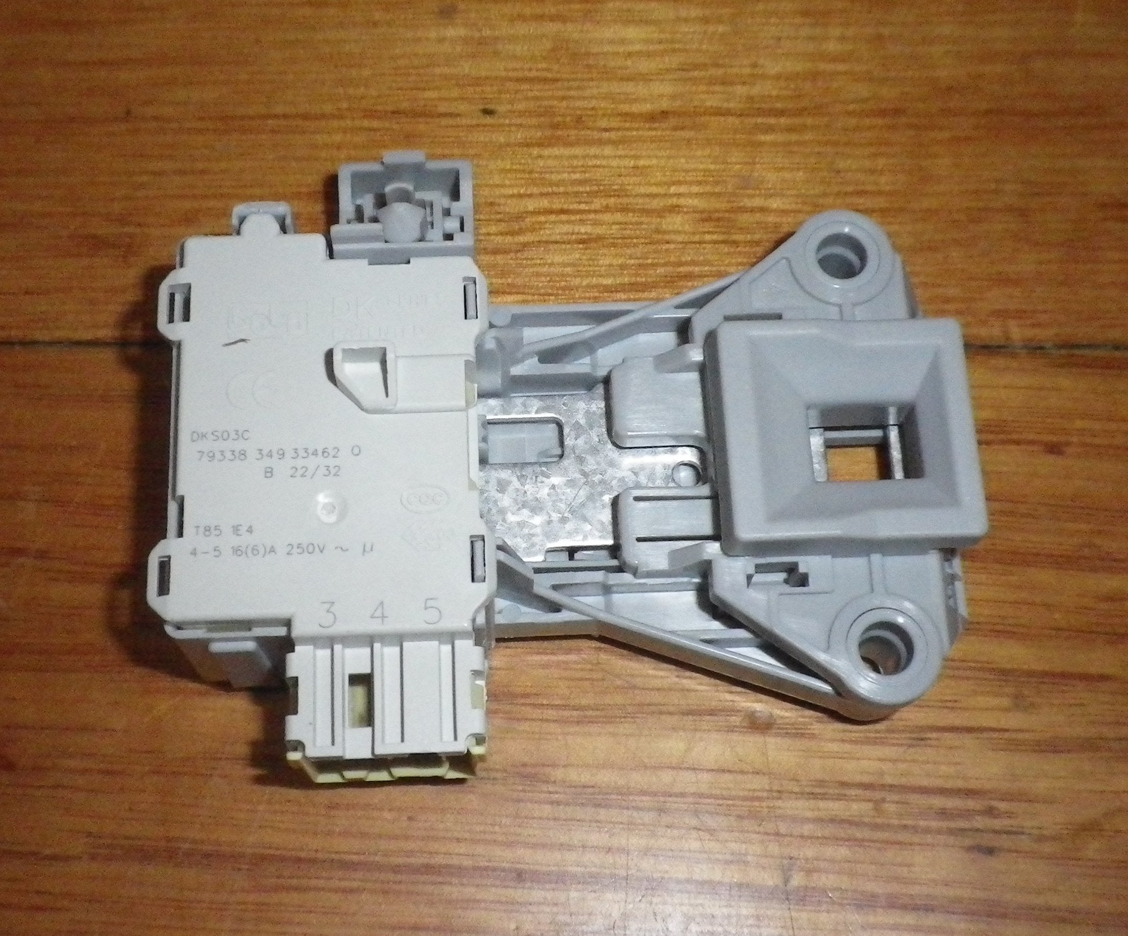 AEG and Electrolux Front Loading Washing Machine Door Interlock Switch - Genuine Part # 132846900