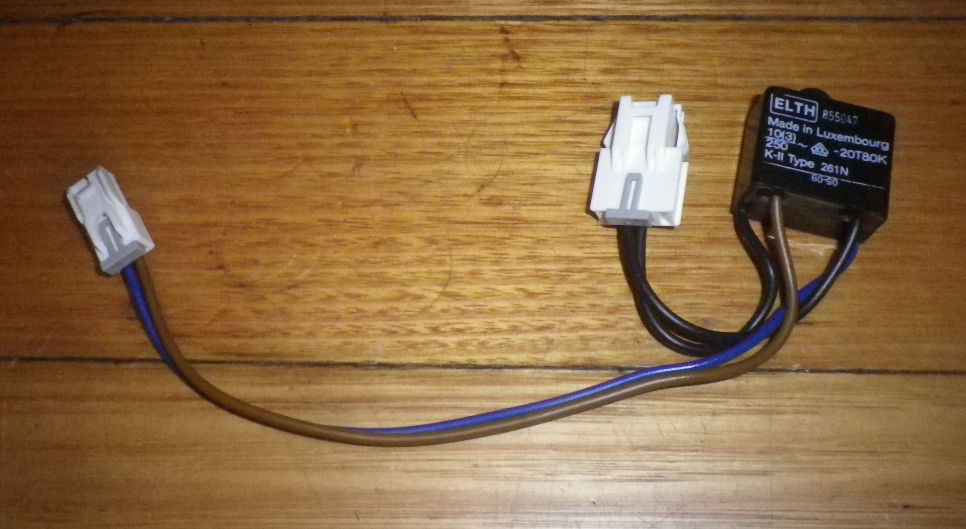 Fisher & Paykel Refrigerator Defrost Termination Cutout and Thermal Fuse - Part Number FP855047