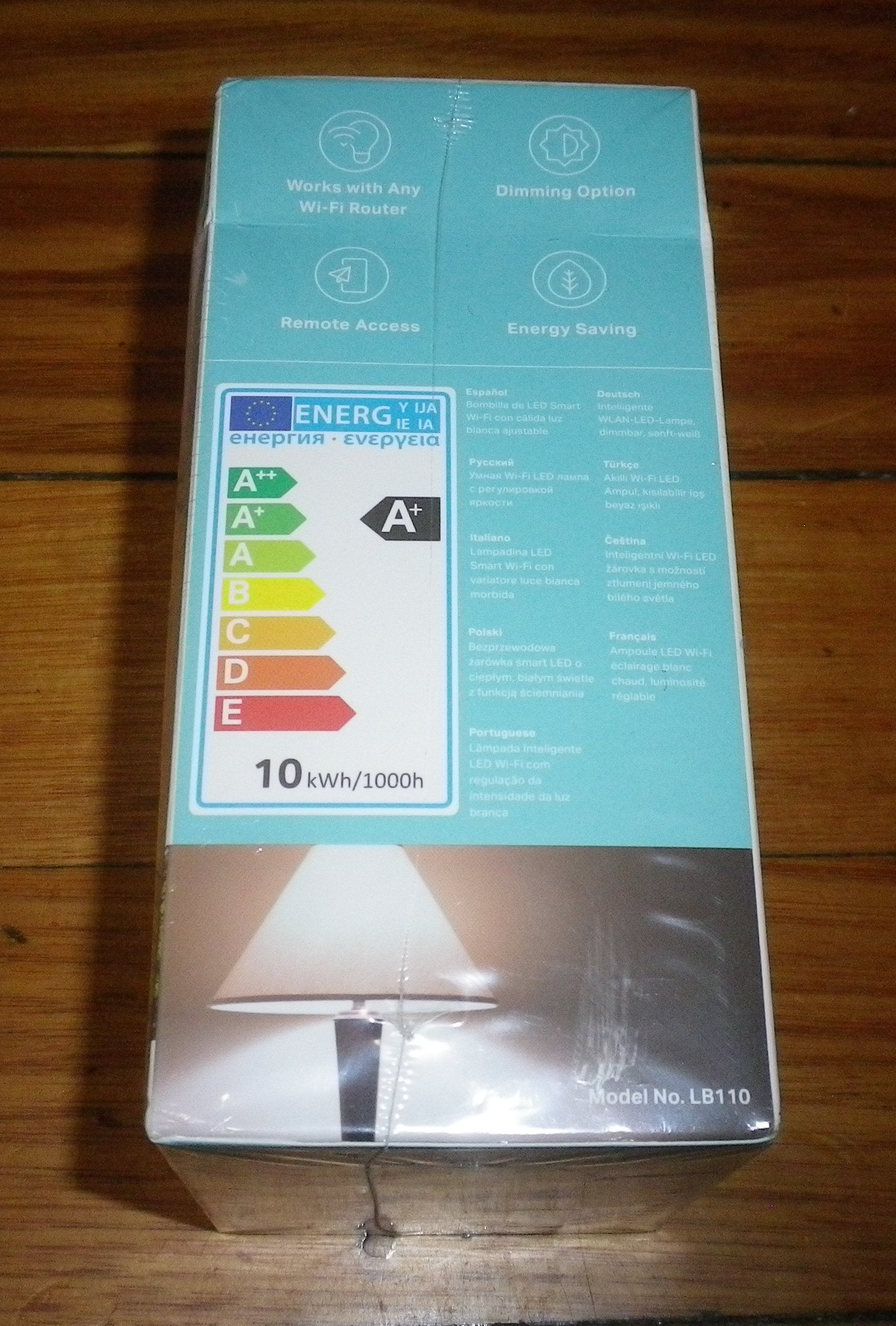 TP-Link Dimmable White Smart WiFi-Controlled 10-Watt 240-Volt ES/BC LED Globe - Model LB110