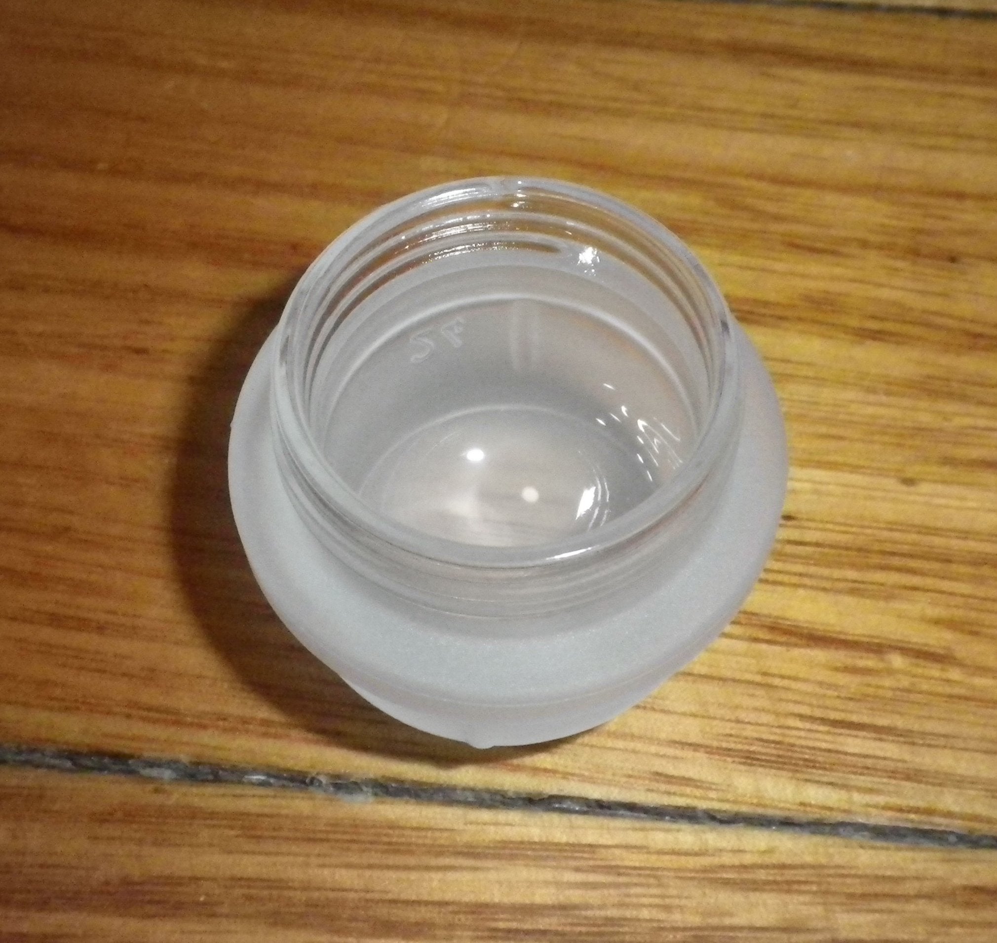 Bosch Frosted Glass Cover for Small Oven Lampholder - Part No. 632807