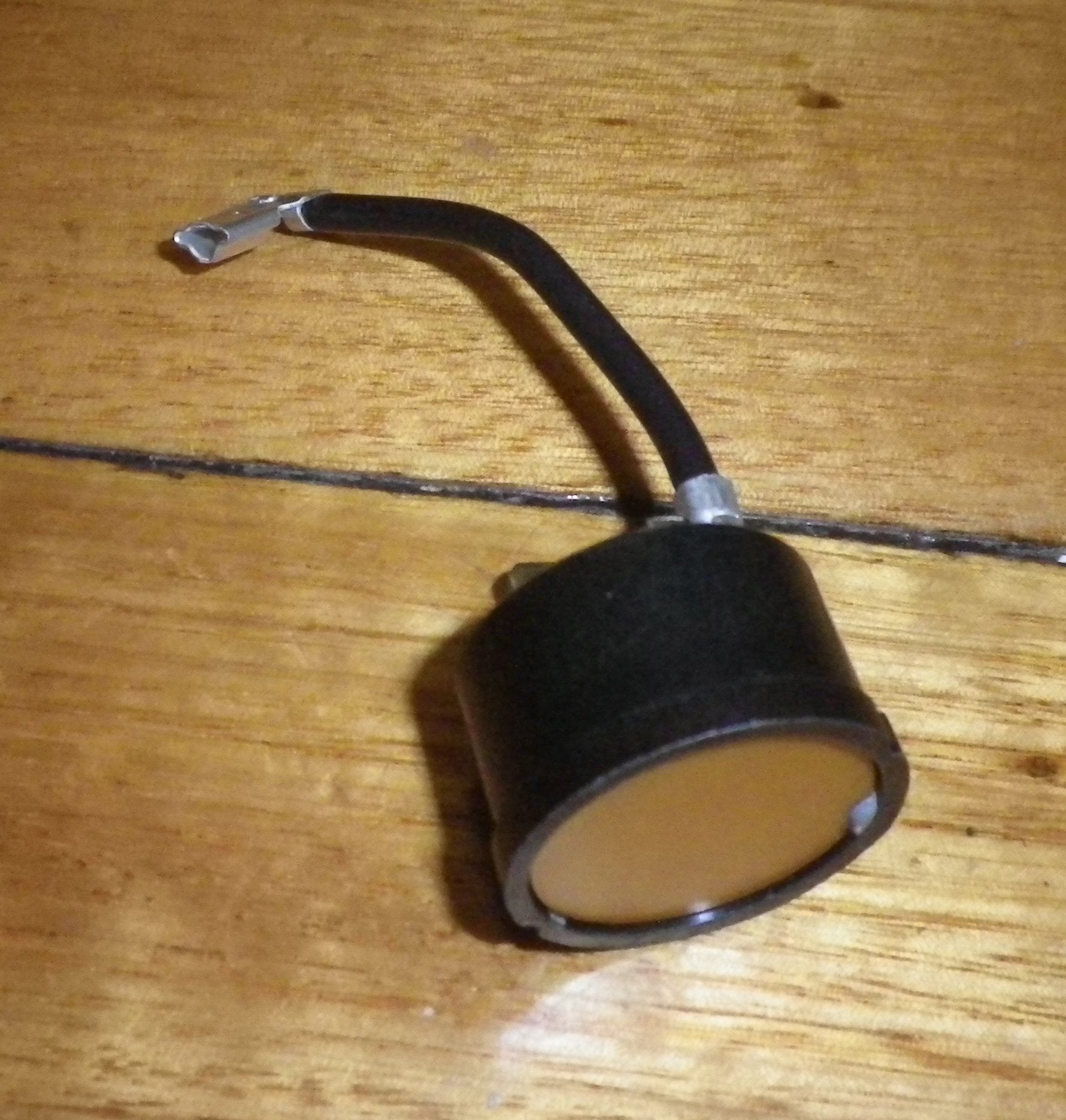 Fisher & Paykel Refrigerator Compressor Overload Cutout Safety Device - Replacement Part # FP209083, Also Known As MM3 - 18GCF