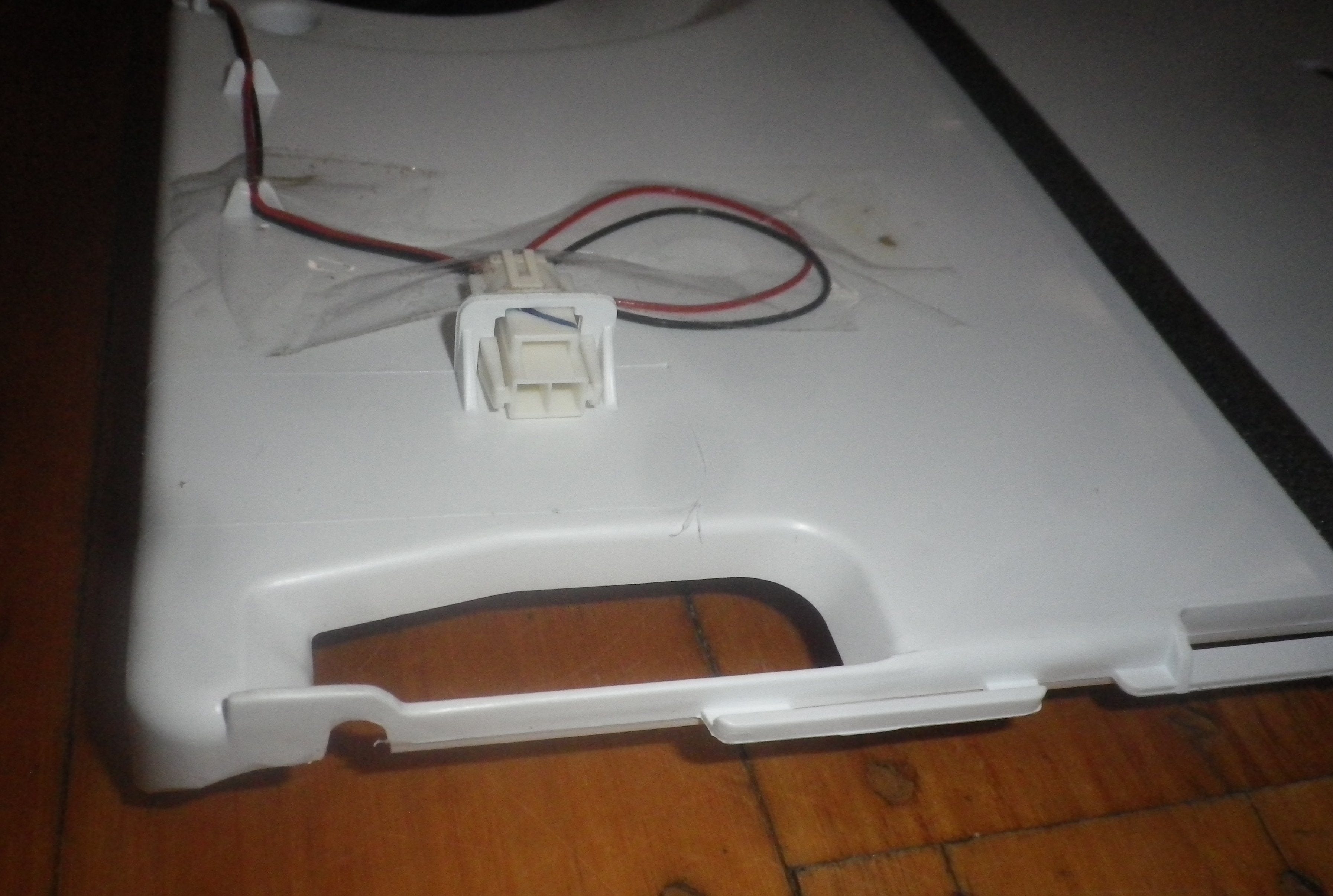 Fisher & Paykel E411T Refrigerator's Freezer Compartment Replacement Fan Motor - Part # FP306094P