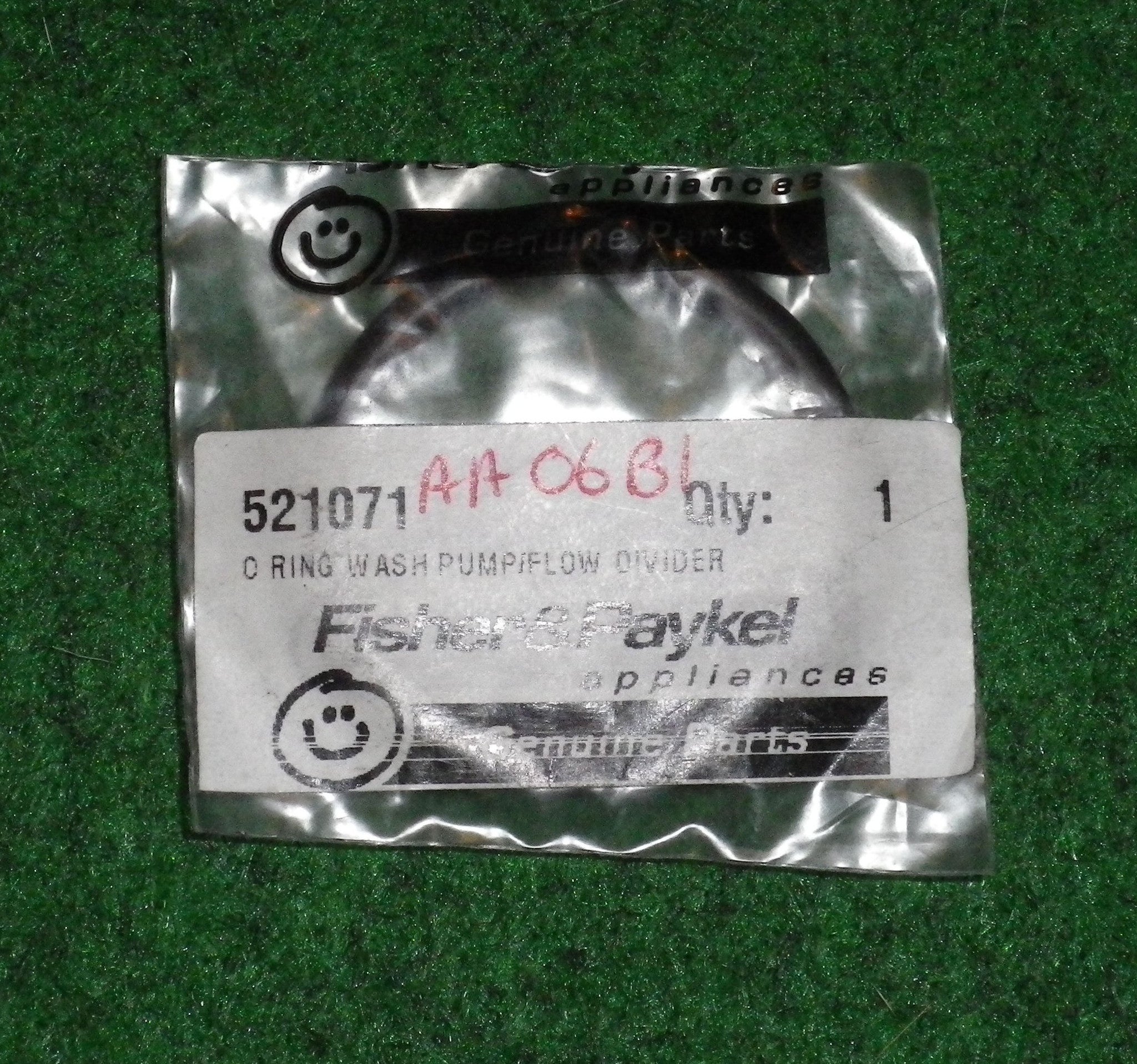 Fisher & Paykel Dishwasher's Essential Wash Pump and Flow Divider O-Ring - Part Number FP521071