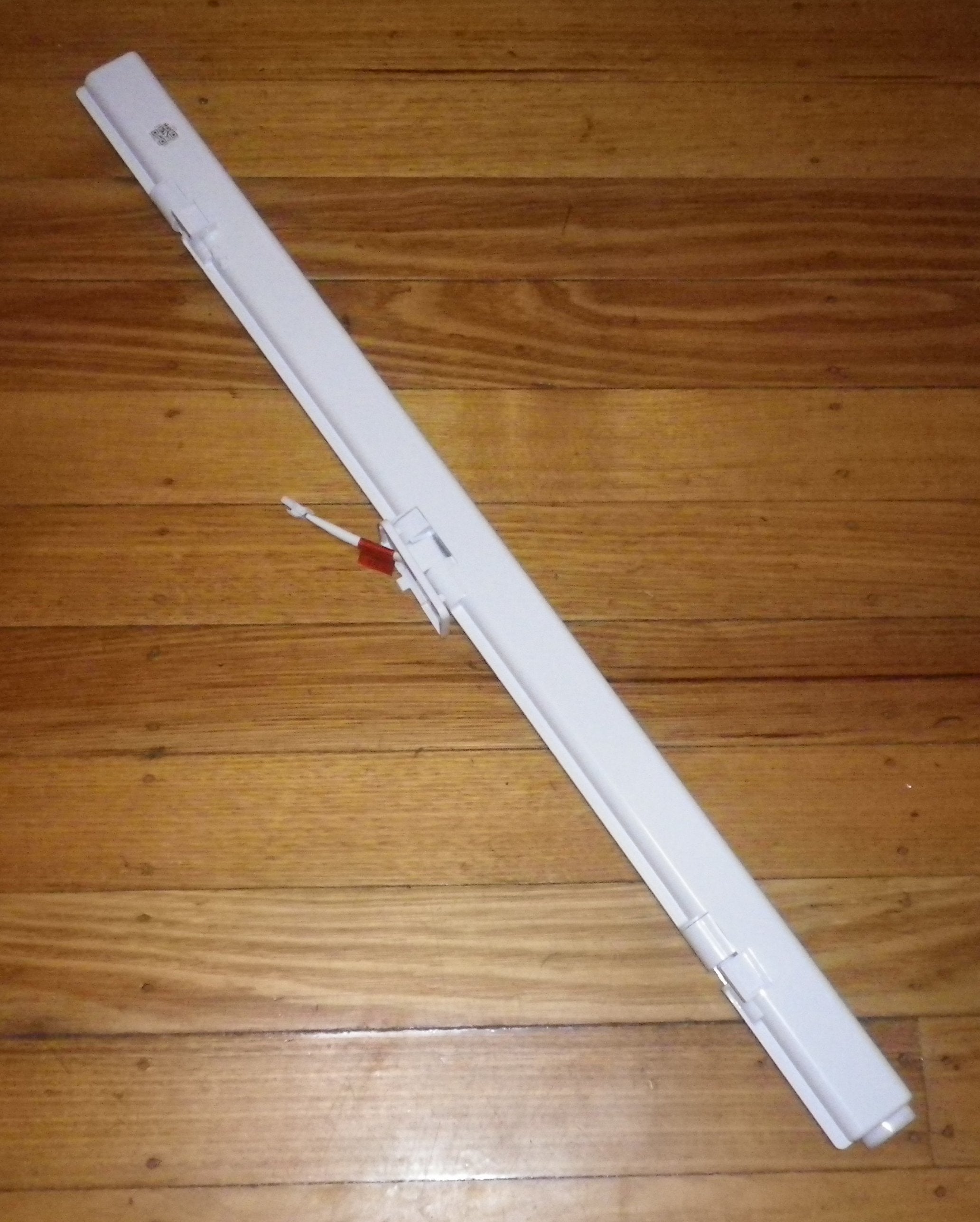 Samsung SRF582DBLS Refrigerator French Door Centre Closing Bar Replacement Part # DA97 - 07661U