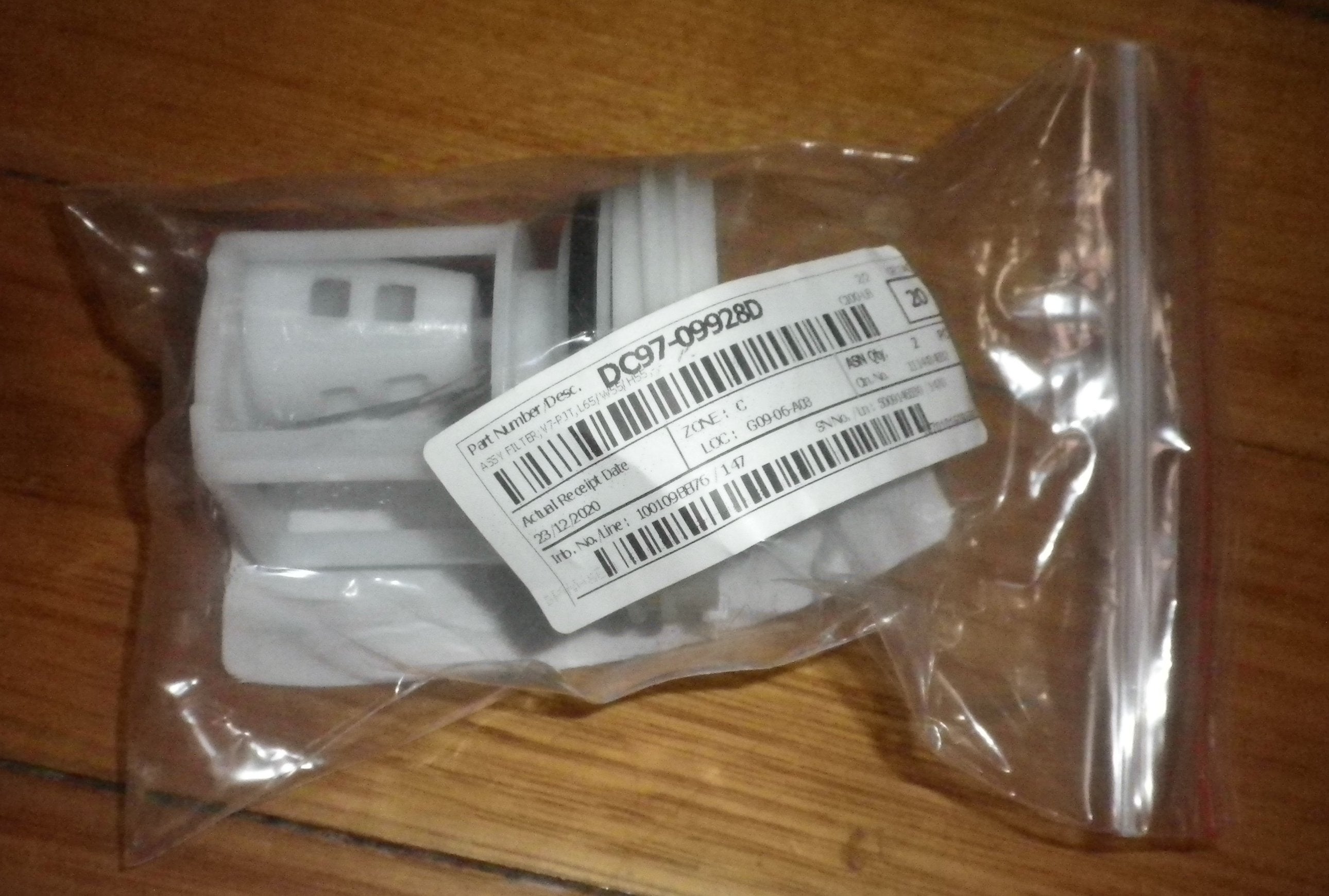 Genuine Samsung Washer Pump Lint Filter Button Trap Insert - Part DC97 - 09928D