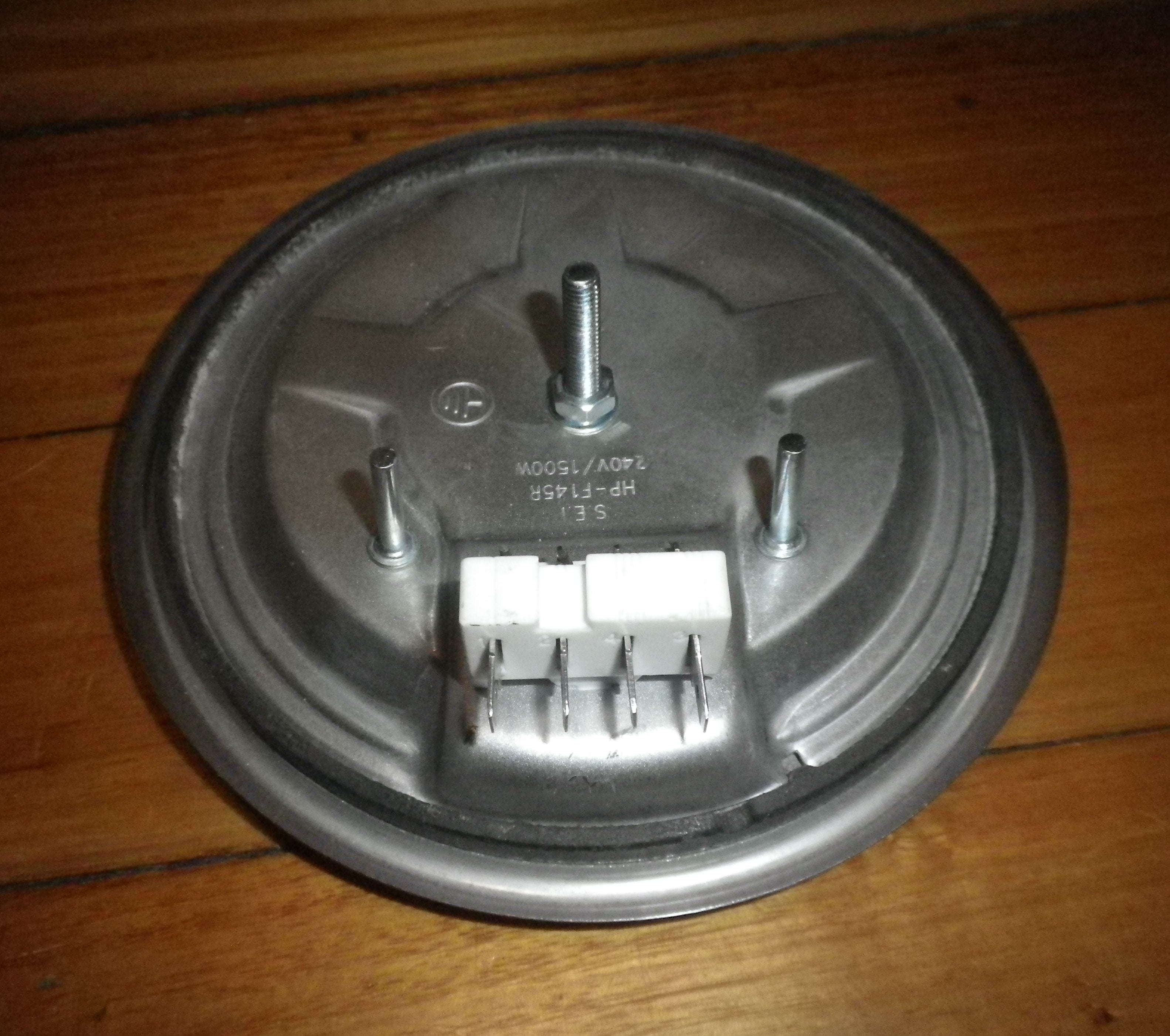 Westinghouse Chef 145mm High-Profile 1500W Solid Wire-in Hotplate - Part # OV022-4P