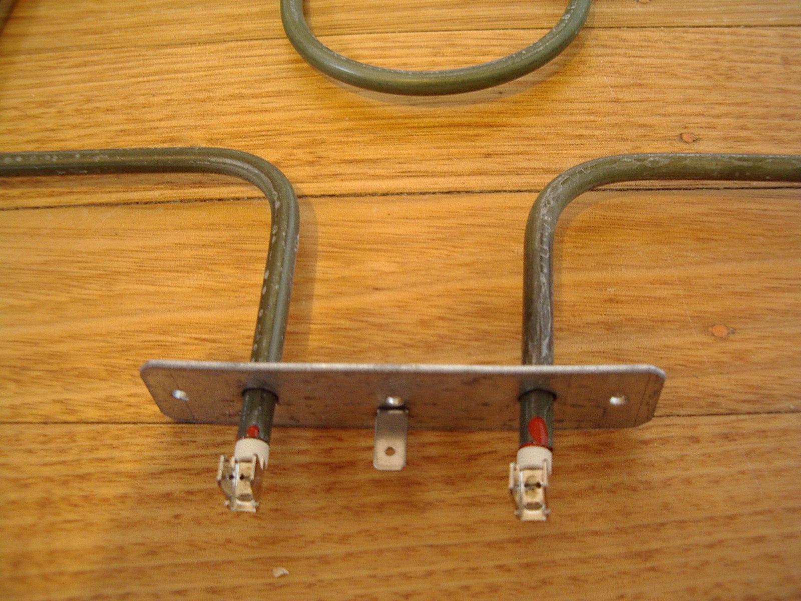 Ariston 1250-Watt Electric Bottom Oven Heating Element - Replacement Part # EU042