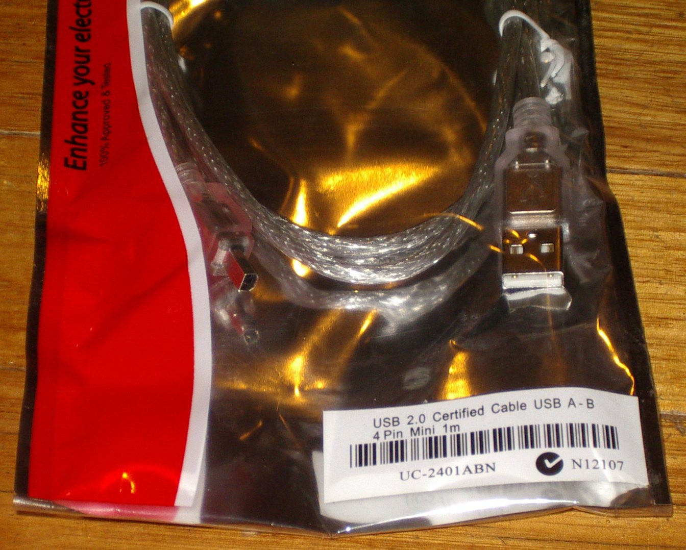 1-metre USB 2.0 Computer Connecting Cable - USB A Male to Mini4P Male - Part # CL965