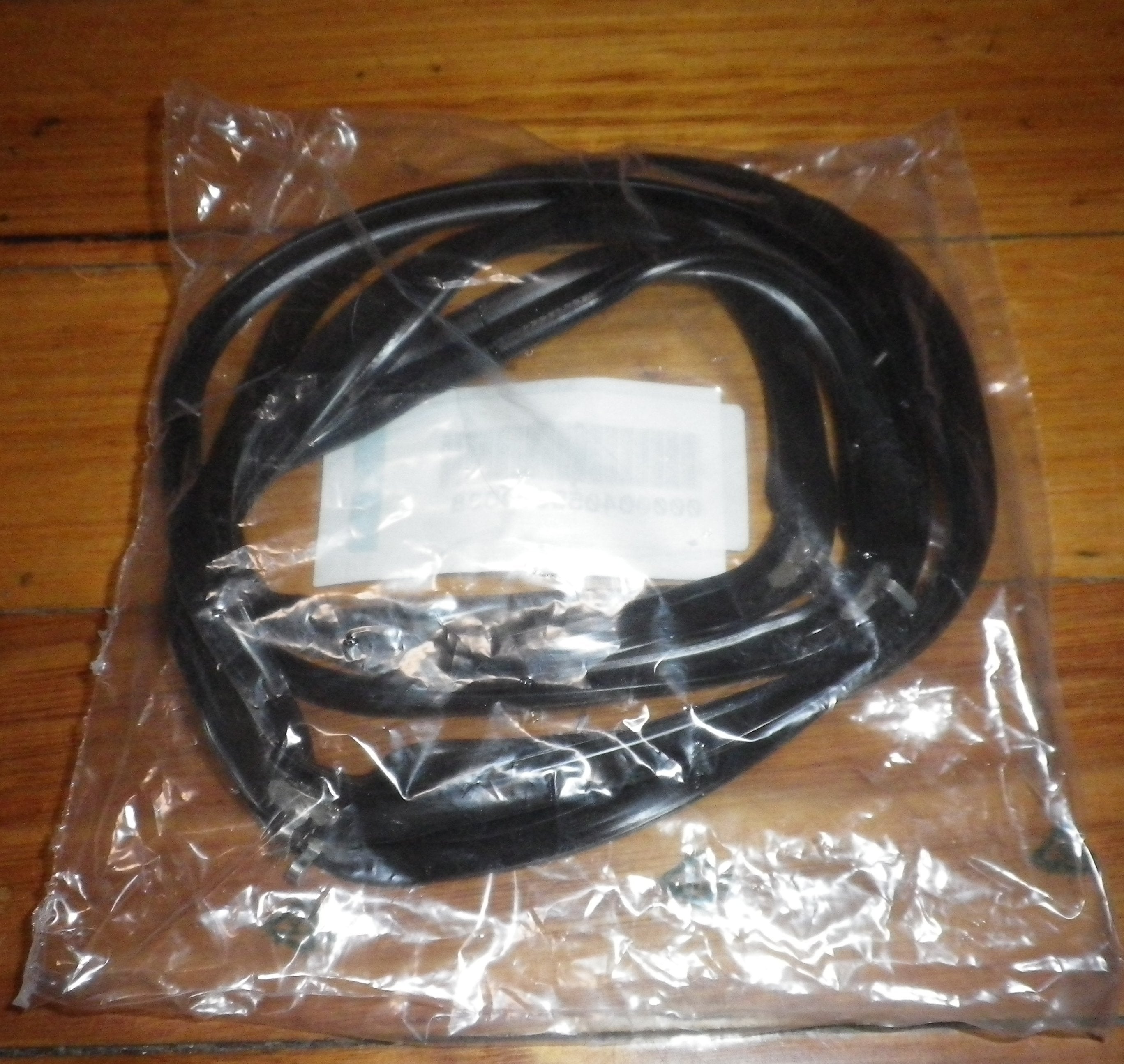 AEG Competence One - Piece Oven Door Seal with 8 Hooks, Part No. 4055094538