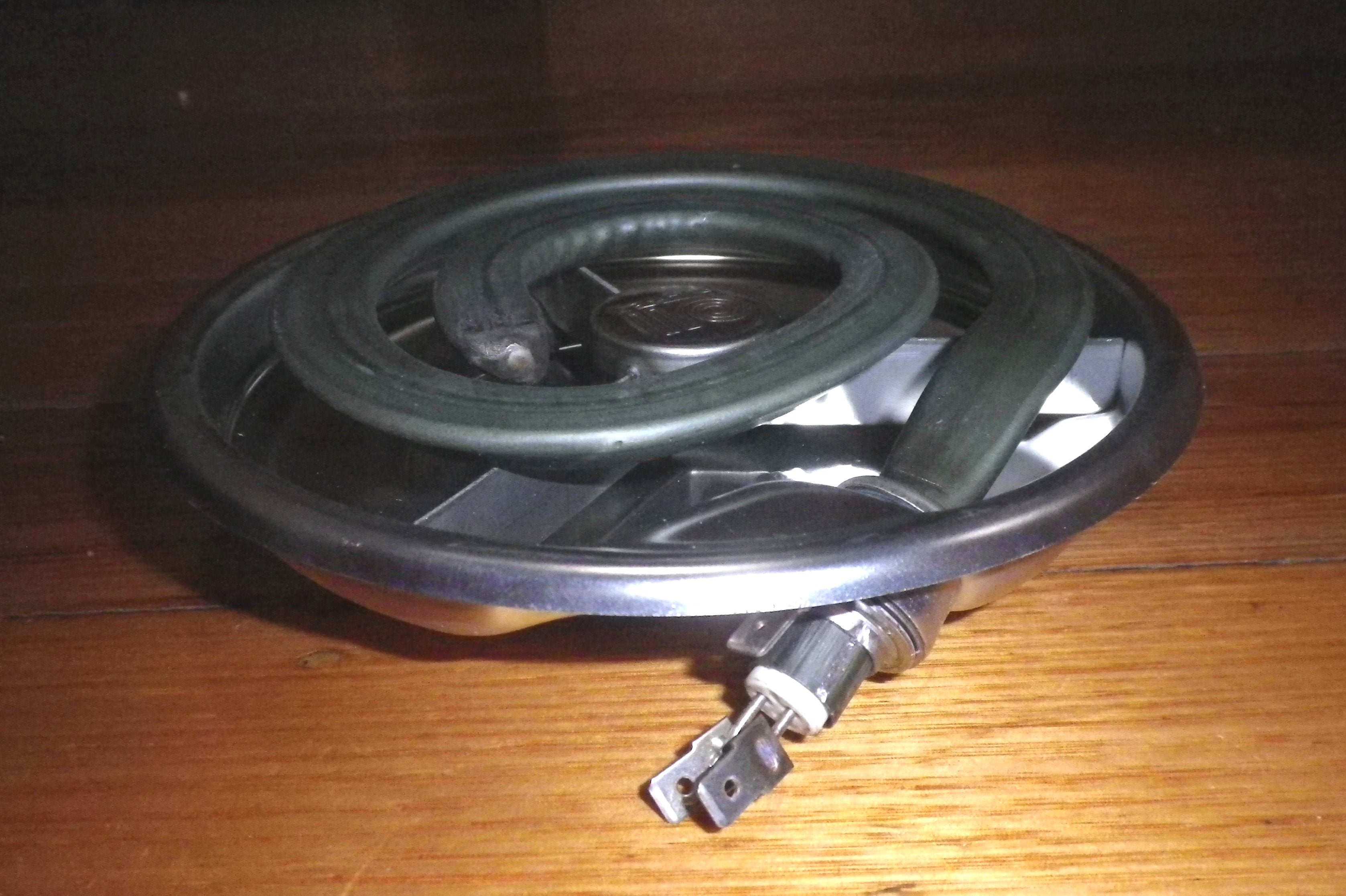 145mm 1200W Chef Wire-in Monotube Hotplate - Model 1982