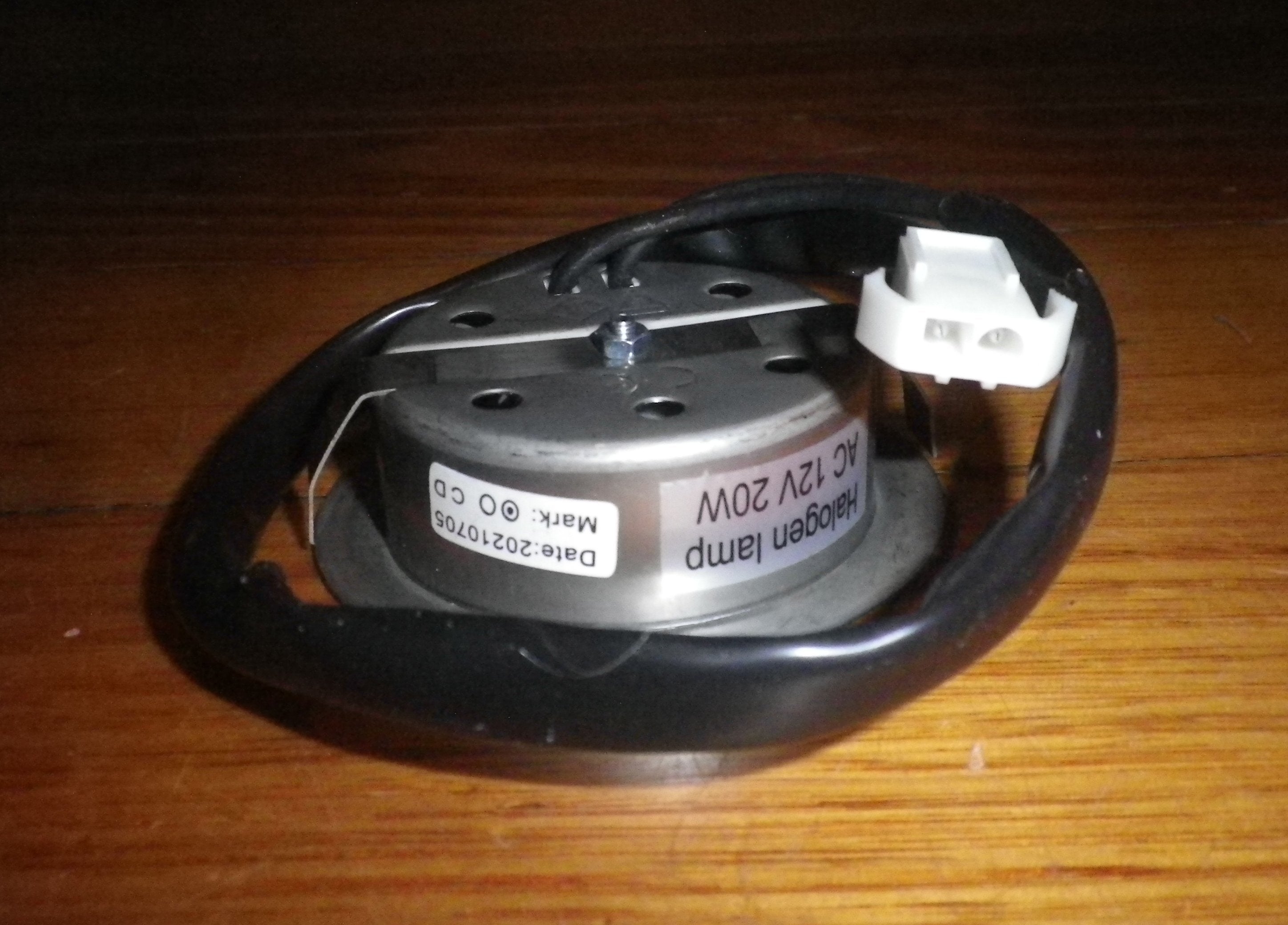 Universal 12-Volt 20-Watt Halogen Light Assembly for Rangehoods - Part Number 8080821