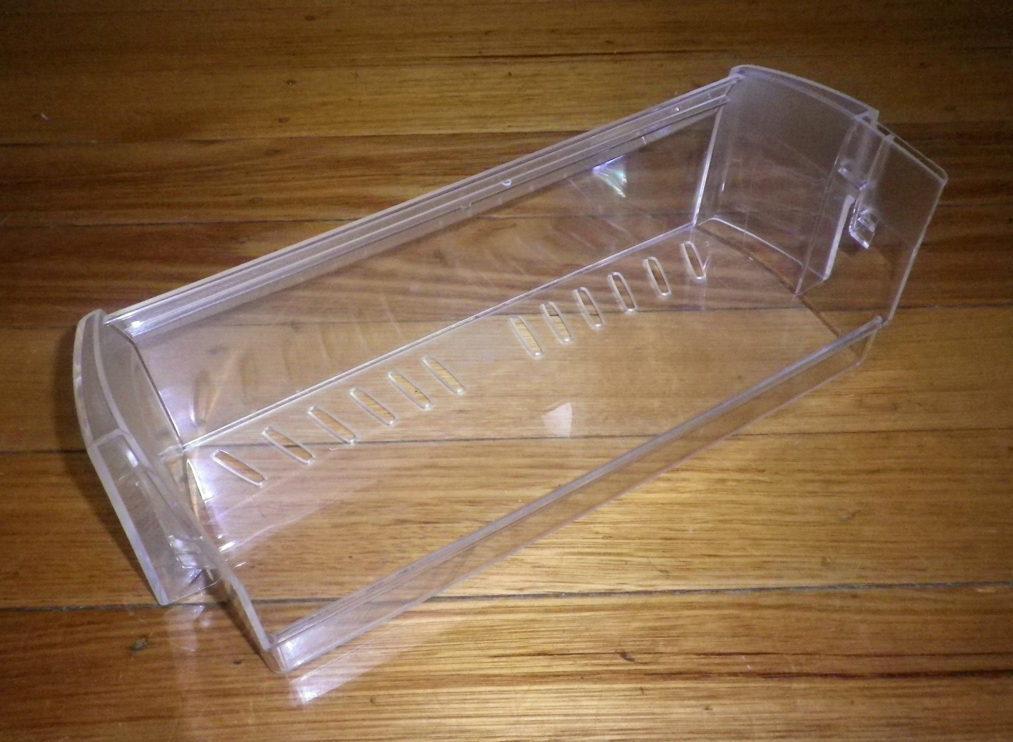 Westinghouse WSE6100 Fridge Door Bottle Shelf - Part No. 1445705