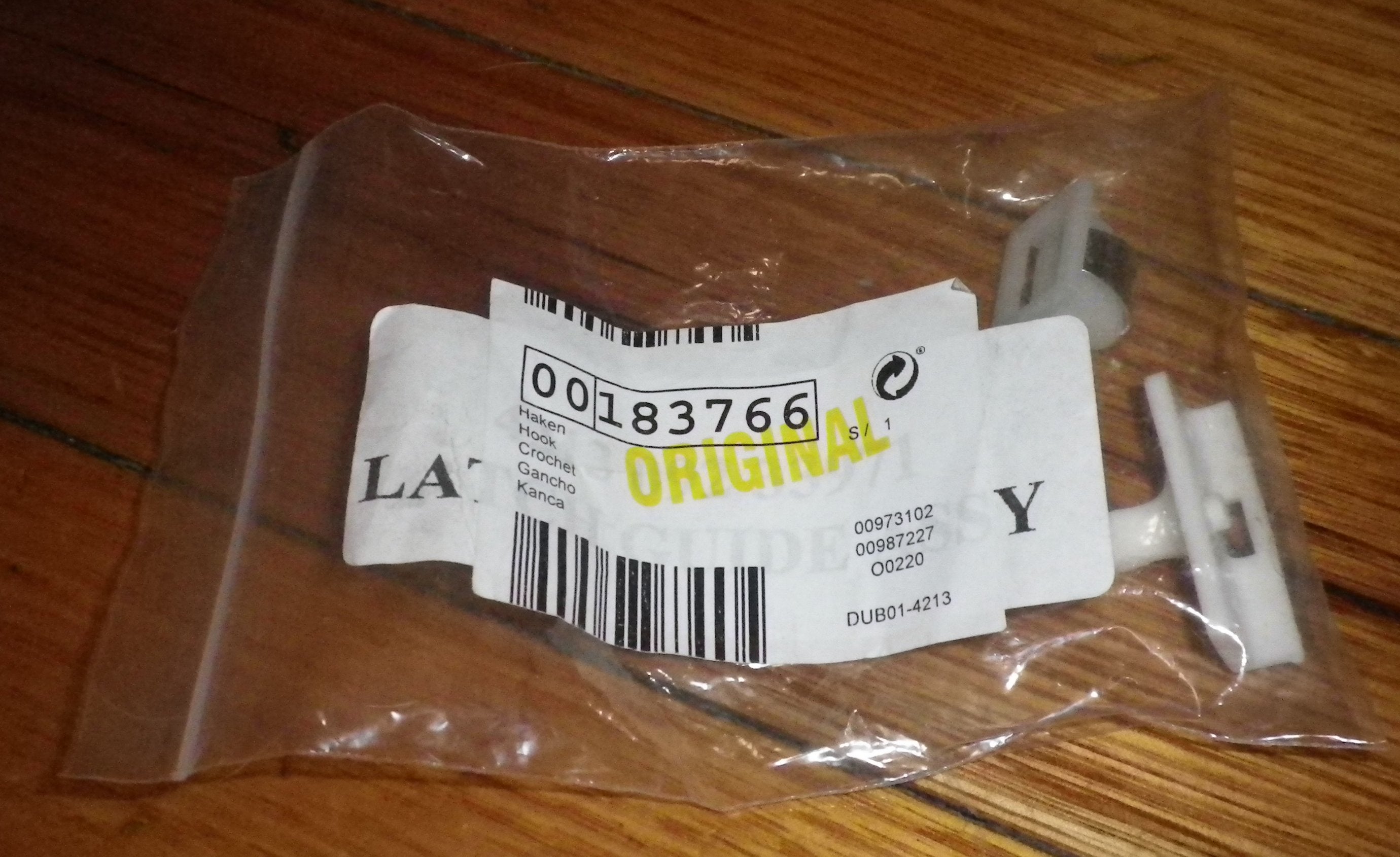 Bosch WTA3003 Clothes Dryer Male and Female Door Catch Assembly Kit - Part Number 183766
