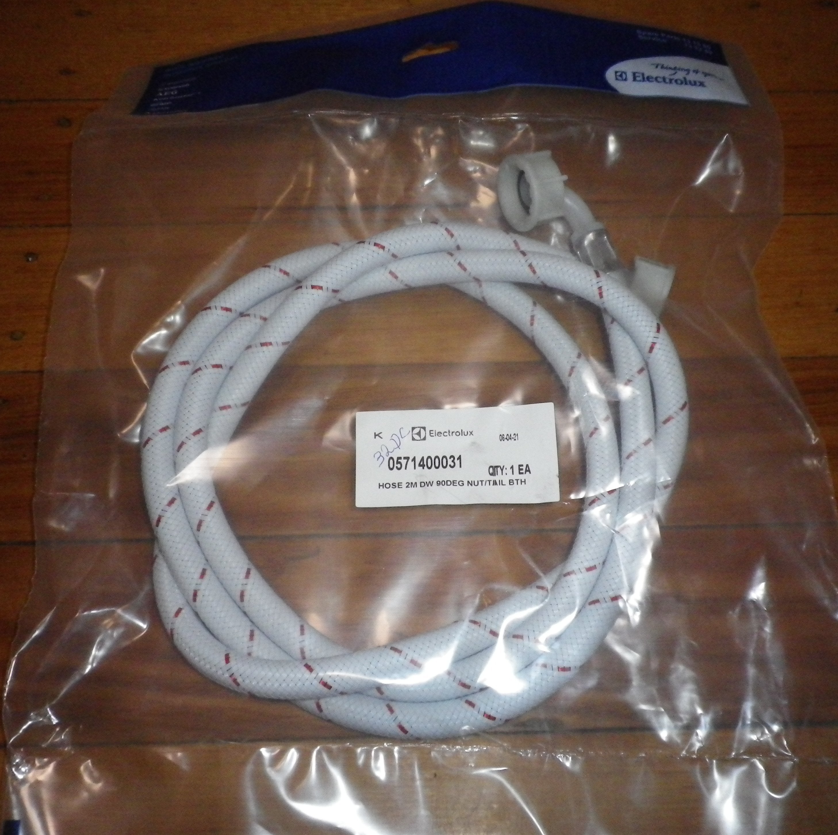 2-Meter Universal Dual-Ended Inlet Hose for Washers and Dishwashers - Part # 0571400031